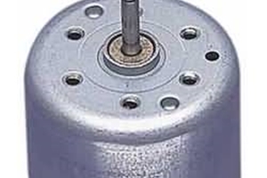 Motor CD/DVD - vysoký 5,9V,hř.12mm 
